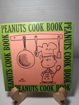 PEANUTS COOK BOOK By Charles M. Schulz &amp; June Dutton - RARE FIND - $334.07 MXN