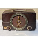 Vintage 1950s Zenith AM/FM Radio Model H725 - $89.09