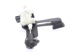 06-09 MERCEDES-BENZ CLK350 COUPE Fuel Door Actuator F3294 image 9
