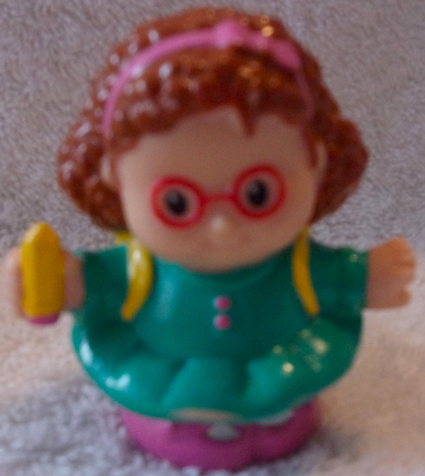 Fisher Price Little People Maggie School Girl Figure 2001 - $3.99