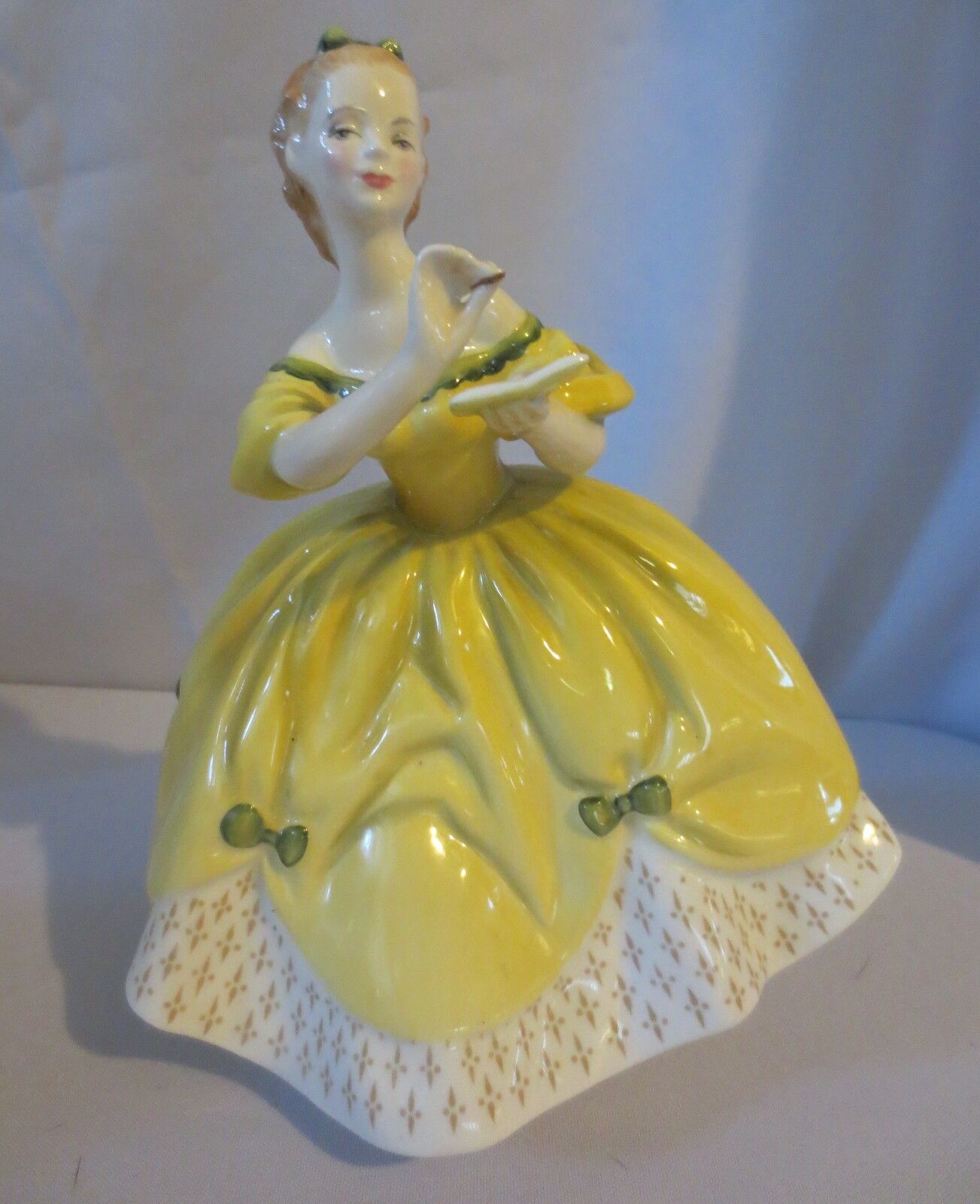 Royal Doulton "The Last Waltz" figure Modeled by Mary Nicholl 1965  HN2315 - $100.00
