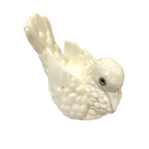 Vintage White Glossy Ceramic Embossed Dove Bird Figurine 4 x 4 x 2.75 inches - £10.69 GBP