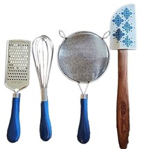 Pioneer Woman ~ 4-Piece Utensil Set ~ Whisk ~ Spatula ~ Grater ~ Strainer ~ BLUE - £17.78 GBP