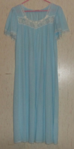 Excellent Vintage Womens Miss Elaine Light Blue Knit Nightgown Size S Usa - £21.87 GBP