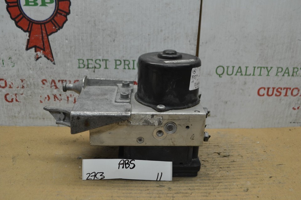 2003-05 Mercedes C230 ABS Pump Control OEM A2095452932 Module 11-27C3 - $48.99
