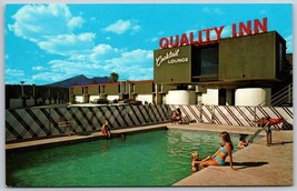 Postcard Quality Inn Flagstaff Arizona Pool Bikini Mom Kids Swimming - £4.72 GBP