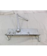 UL Listed  DOOR CLOSER ALUMINUM FINISH - body missing parts used/preowned - €20,40 EUR UL Listed  DOOR CLOSER ALUMINUM FINISH - body missing parts used/preowned - €20,40 EUR