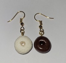 Miniature Donut Earrings Gold Tone  Wire Chocolate Powdered Hostess Breakfast - £6.68 GBP
