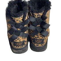 Ugg s/n1008217k size 7 girl leopard boot - $62.77