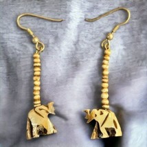 Vintage hand carved elephant earrings - £15.93 GBP