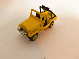 Vintage Tomica Mitsubishi H-J58 #25 Tomy Yellow Jeep Made in Japan - £39.47 GBP