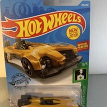 HOT WHEELS 2019 #216/250 YELLOW ELECTRO SILHOUETTE HW GREEN SPEED - $205.02 MXN