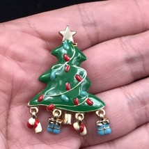 Gold Tone Enamel Christmas Tree Brooch Pin w/ Dangling Presents 1.25&quot; x 1.75&quot; - £6.86 GBP