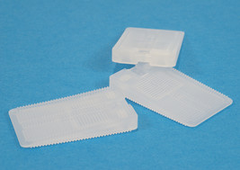 4 Hard Plastic Clear Wobble Wedges - Leveling Shims For Tables/Chairs - £2.67 GBP