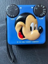 Mickey Mouse Walt Disney Production Handheld Radio, tested and it works ... - $360.18 MXN