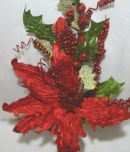 Unbranded 999367 Green Red Poinsettia  Holly Berries Christmas Decoration - £11.98 GBP