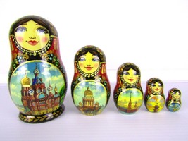 Matryoshka Nesting Dolls 4.75&quot; 5 Pc., Moscow Capital Monuments Set Russian 728 - £33.72 GBP