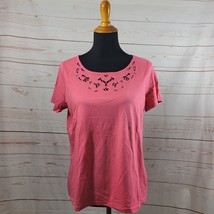 Talbots Woman Petit Magenta Short Sleeve Floral Cut Out Top Size XP NWT - $24.75