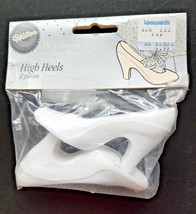 Vintage 1992 Wilton White Slippers Cake Topper Party Favors New Package U93 - £4.77 GBP