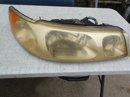 1998 1999 2000 2001 2002 LINCOLN TOWNCAR RIGHT HEADLIGHT OEM USED No Bulb - $134.63