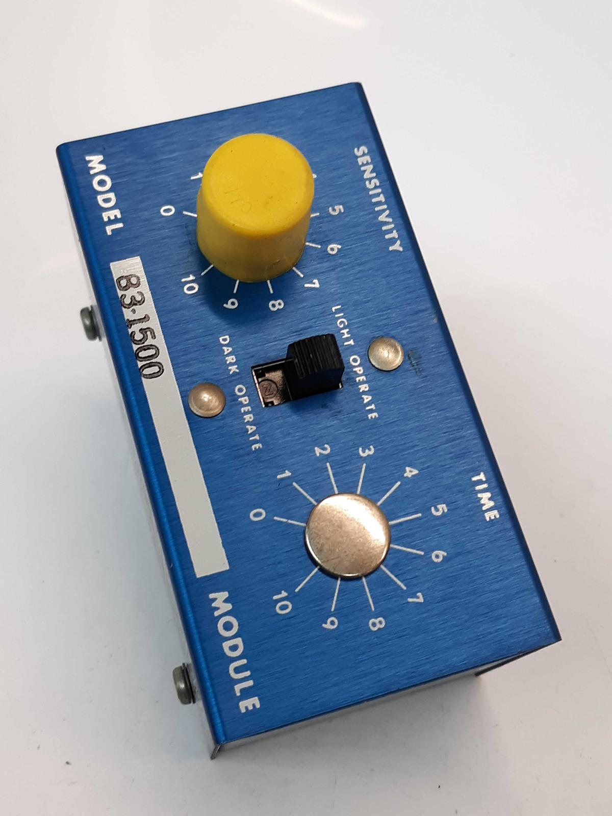 Banner B3-1500 Photoelectric Amplifier Logic Module  - $18.65