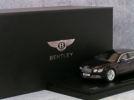 Kyosho 1/43 Bentley Flying Spur W12 / Blue Metallic (Damson) - $113.85