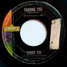 Bobby Vee - Sharing You / In My Baby&#39;s Eyes [7&quot; 45 rpm Single] - £0.88 GBP