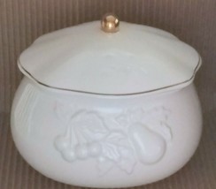 Vintage Teleflora Serving Bowl Tureen White and Gold Trim Embossed Fruit  - £25.16 GBP