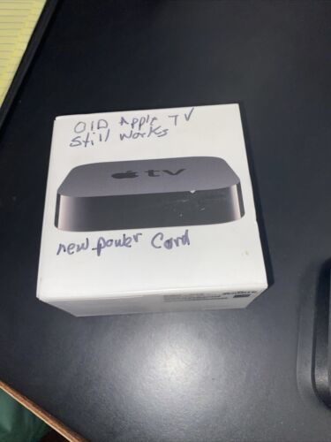 Apple TV (2nd Generation) 8GB Media Streamer - A1378  			