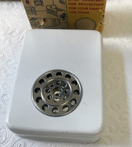Rare Vintage 1950&#39;s Canton Son Inc. British Hong Kong 1-Fire Alarm W/ Bo... - £41.48 GBP
