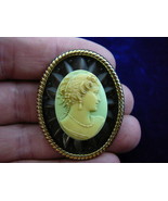 (CS6-3) WOMAN Hair up lime green + ivory CAMEO oval Pin brooch PENDANT n... - £23.08 GBP
