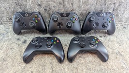 Lot of 5 Microsoft Xbox One 1708,  1537, 1697 Wireless Controller - Parts - €31,06 EUR