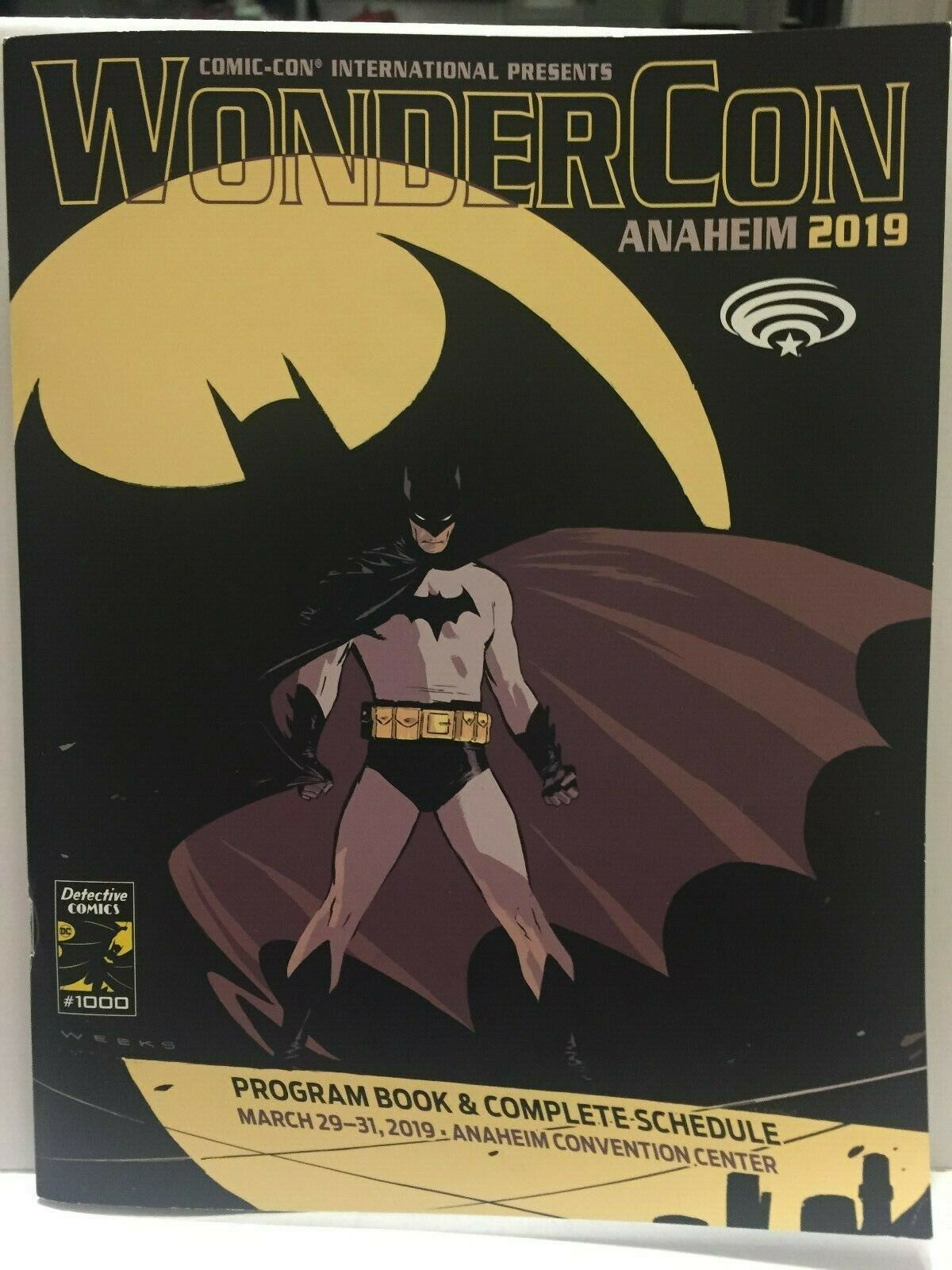 2019 Wondercon Guide - Celebrating Batman Detective Comics #1000 Cover - $4.95