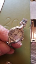 Vintage 60&#39;s 50&#39;s Caravelle Ladies Watch w/ Movement, case, band, crystal Silver - £24.29 GBP