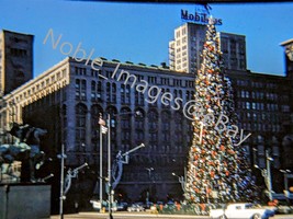 1961 Downtown Auditorium Christmas Tree Street Chicago Kodachrome 35mm Slide - £4.35 GBP