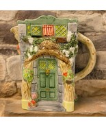 VINTAGE HERITAGE MINT LTD. CERAMIC PITCHER MEDIEVAL STYLE BUILDING - $1,319.24 MXN
