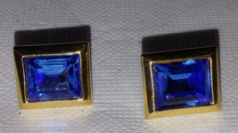 Vtg.Signed S.A.L. Suro Blue SAPPHIRE/GOLD Tone Studded EARRINGS-LOVELY-5/8&quot;x4/8&quot; - £20.79 GBP