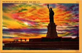 The Statue of Liberty at Sunrise New York City NY Postcard PC85 - £3.97 GBP