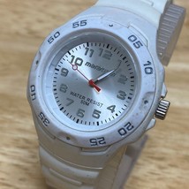 Marathon By Timex Lady 50m Silver White Analog Quartz Watch~New Battery - £7.63 GBP