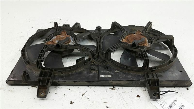 Radiator Coolant Fan Motor Fan Assembly Fits 02-04 INFINITI I35 OEM - $89.94
