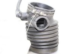 04 MAZDA RX8 MANUAL TRANSMISSION Air filter Intake Hose F295 image 4