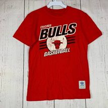 Chicago Bulls NBA Medium Adidas Casula T-Shirt Red New Kids Michael Jordan - $273.99 MXN