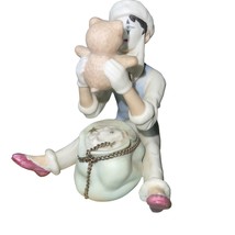 Mime figurine with Teddy Bear Santa Bag Porcelain Figurines Statue Christmas Vtg - £14.42 GBP