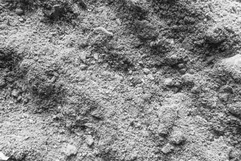 Wood Ash 2 Pounds Unwashed Wood Ash Garden Use or Chicken Bath - £69.13 GBP