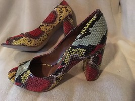Steve Madden Shaunaa Peep Toe Pump snake print multi sz 7.5 new - $30.74