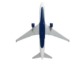 Boeing 767-300 Commercial Aircraft Delta Air Lines N178DZ White w Red &amp; Blue Sna - £59.19 GBP