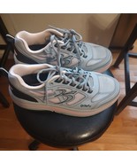 Gdefy Gravity Defyer Gray/Pink Synthetic Running Sneakers Women’s 9.5 - $39.99