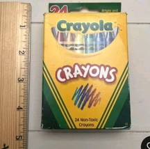 Vntg Crayola Crayons 2002  24 Ct Retired Color Includes Discontinued DAN... - £14.02 GBP