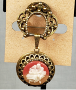 Vtg Signed Coro Dangle Pink Lucite Courting Couple Cameo Locket Pendant Brooch - $87.47