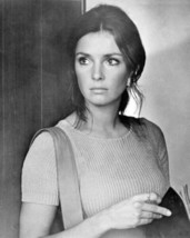 Jennifer O&#39;Neill beautiful portrait 1971 Such Good Friends 8x10 inch photo - £7.66 GBP